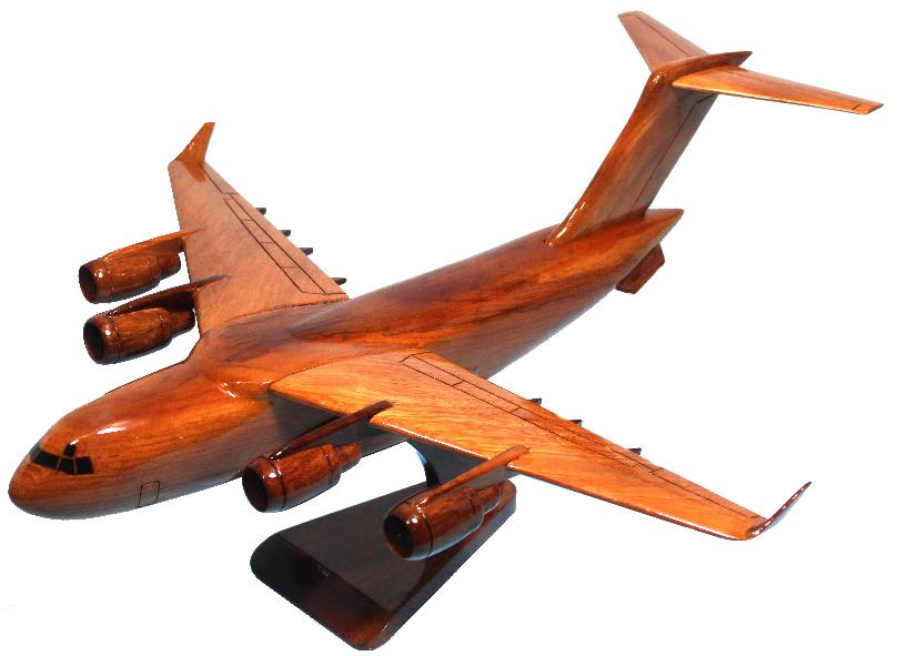 Wood C-17 Globemaster model